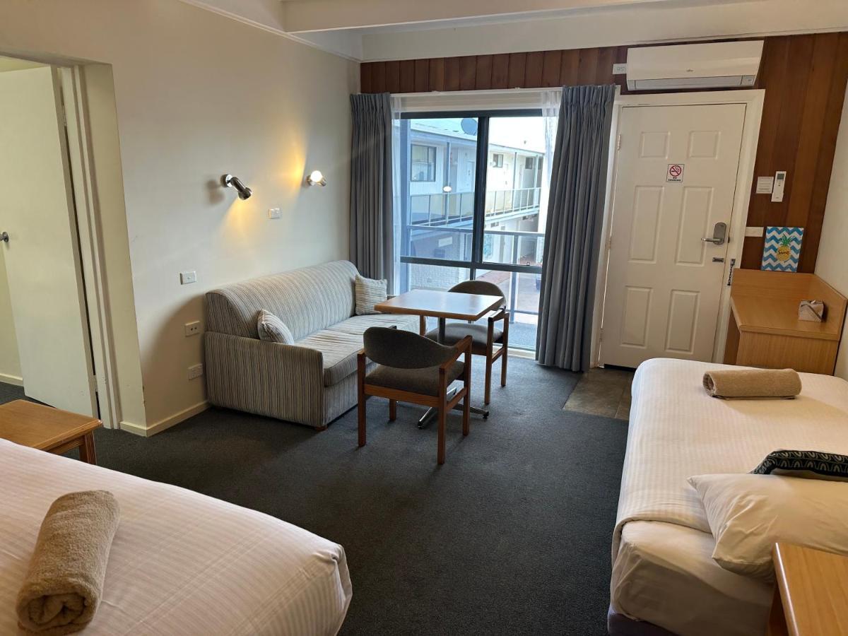Banjo Paterson Motor Inn Lakes Entrance Exteriér fotografie
